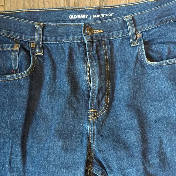 Old Navy Jeans - Picture 1 of 11